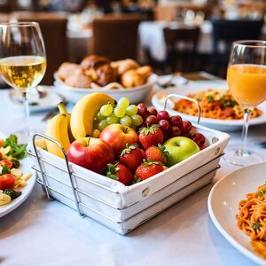 shporte teli me veshje katrore