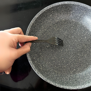 tigan wok me induksion cuore di pietra 28 cm