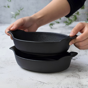 tave ovale mignon black 22x13x4,5 cm