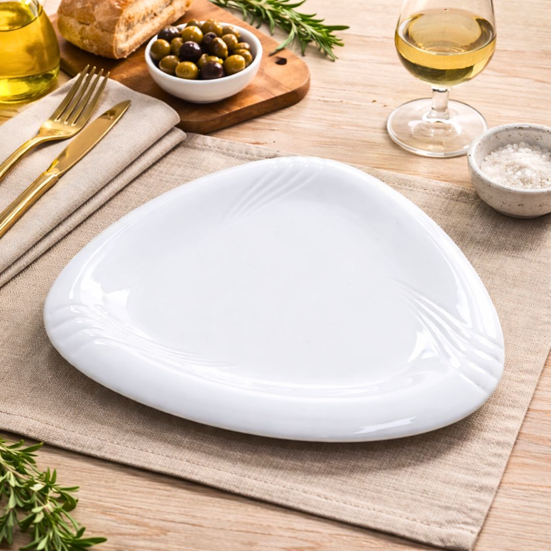 pjatance porcelani trekendore 33 cm